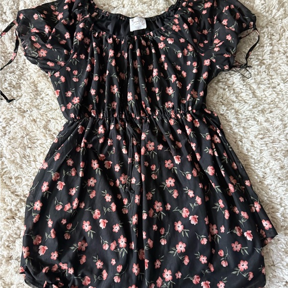 Elegant Black and Pink Floral siren, Lilly maternity Mini Dress - Picture 2 of 6